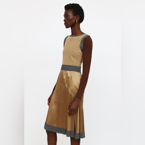 DOLCE & GABBANA Bateau Neckline Dress Size: M | US6, IT42 - Picture 5 of 17